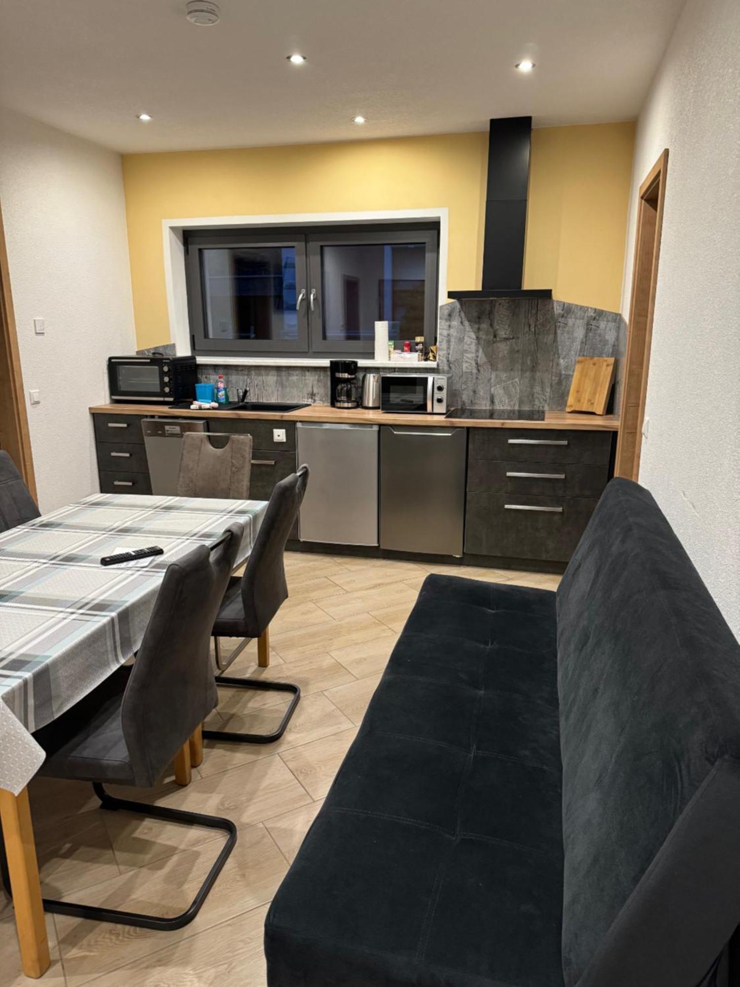 Ferienwohnung Zeitler Treuen ภายนอก รูปภาพ